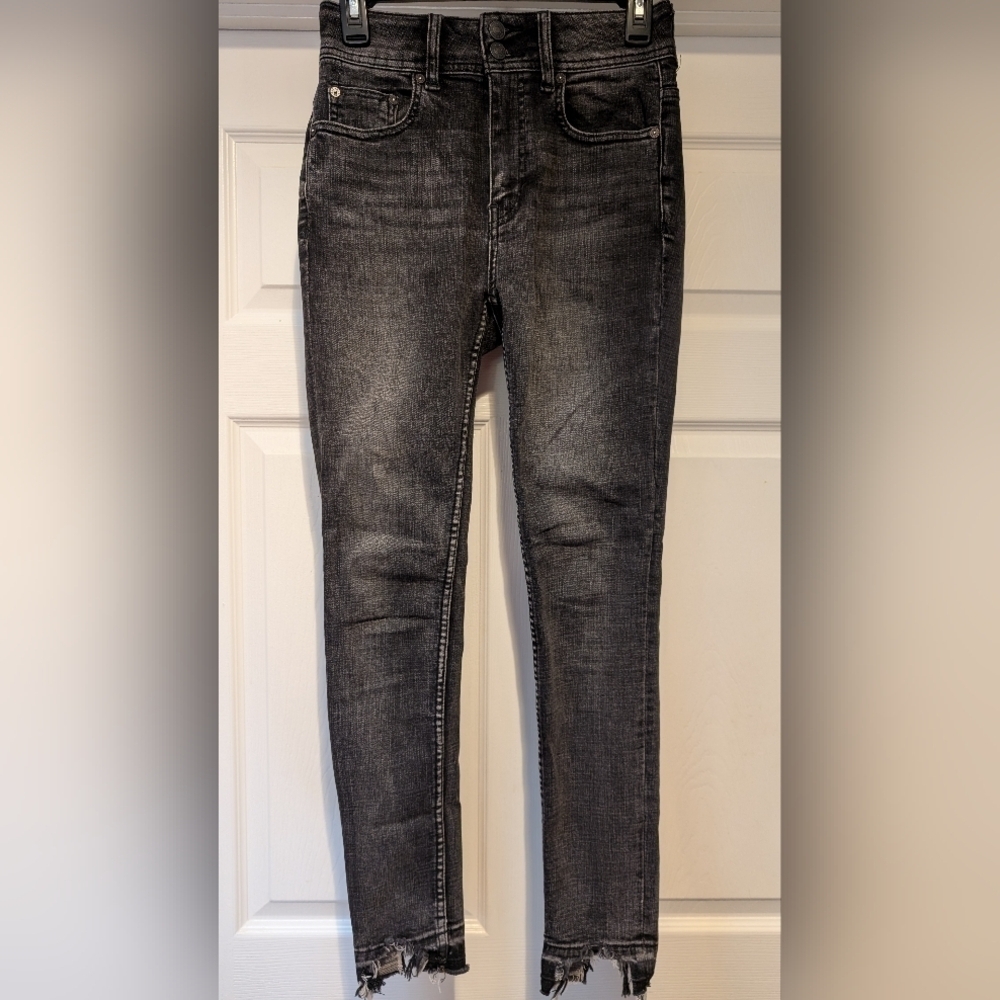 We the Free People Womens Distressed Black Jeans Size 26 99% Cotton Super Cute